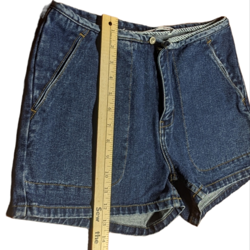 Tommy Hilfiger Ladies Denim Jean Shorts Size 12 - Picture 4 of 10